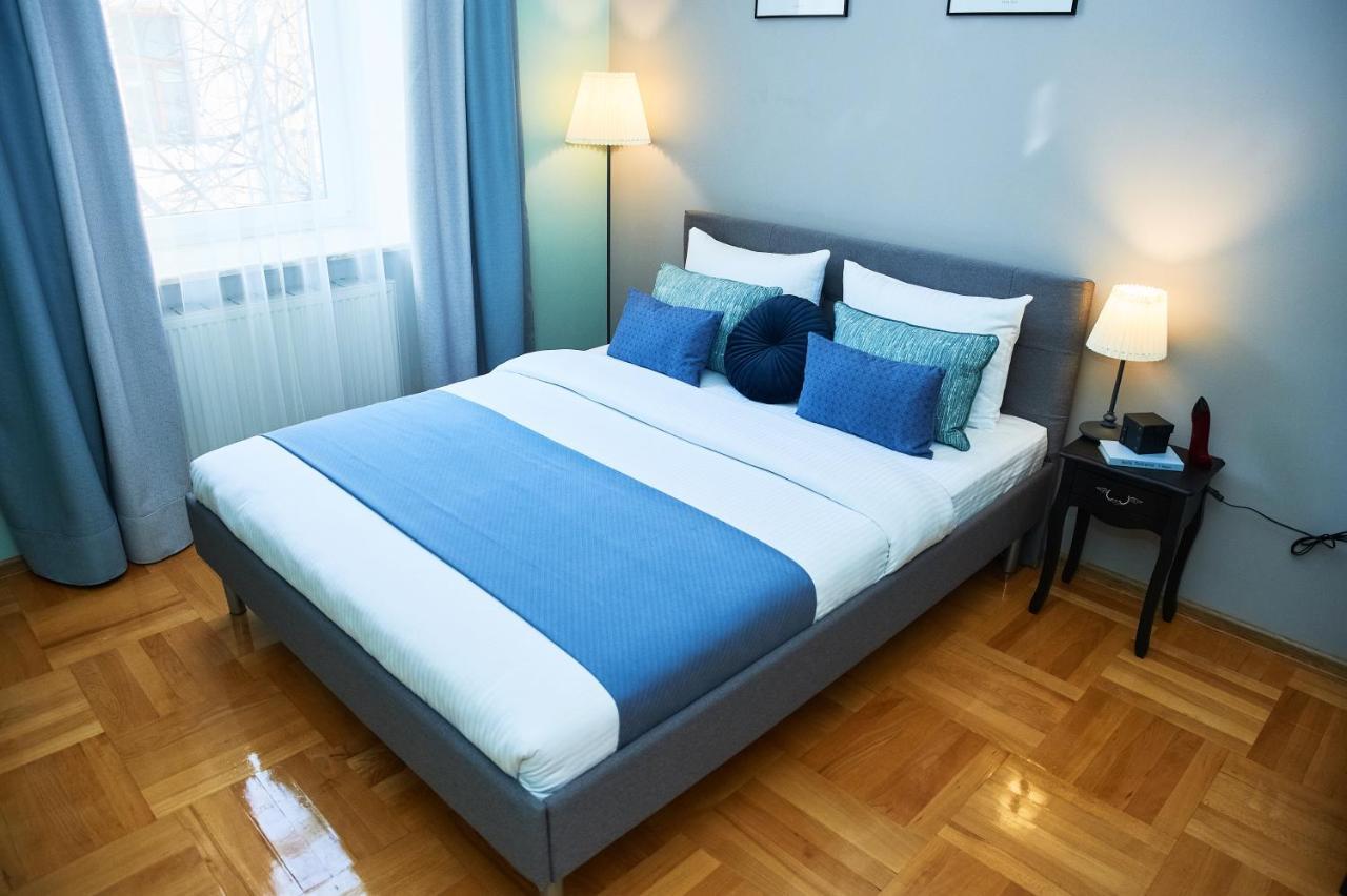 Cozy Apartment, 5Mins To Opera 利沃夫 外观 照片