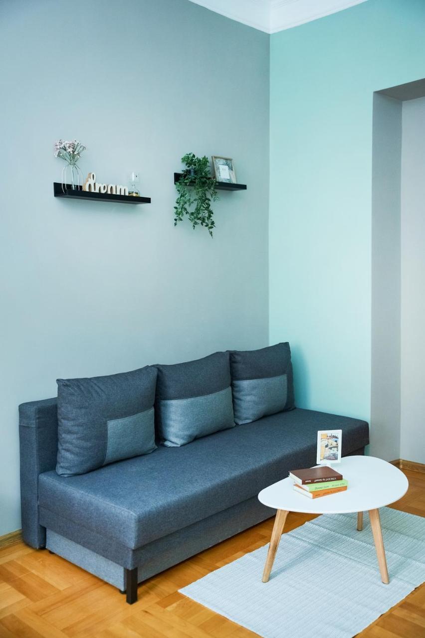 Cozy Apartment, 5Mins To Opera 利沃夫 外观 照片