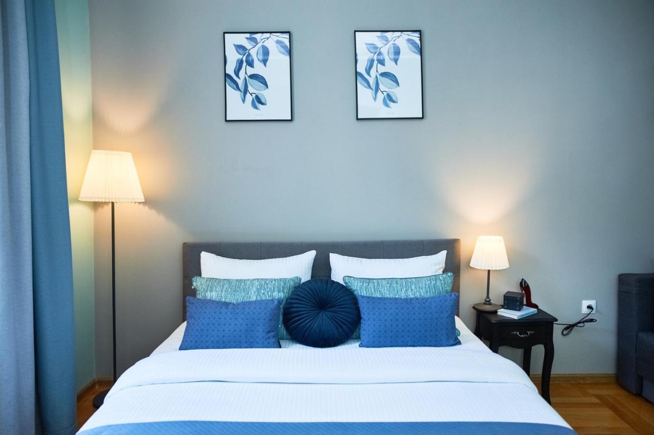 Cozy Apartment, 5Mins To Opera 利沃夫 外观 照片